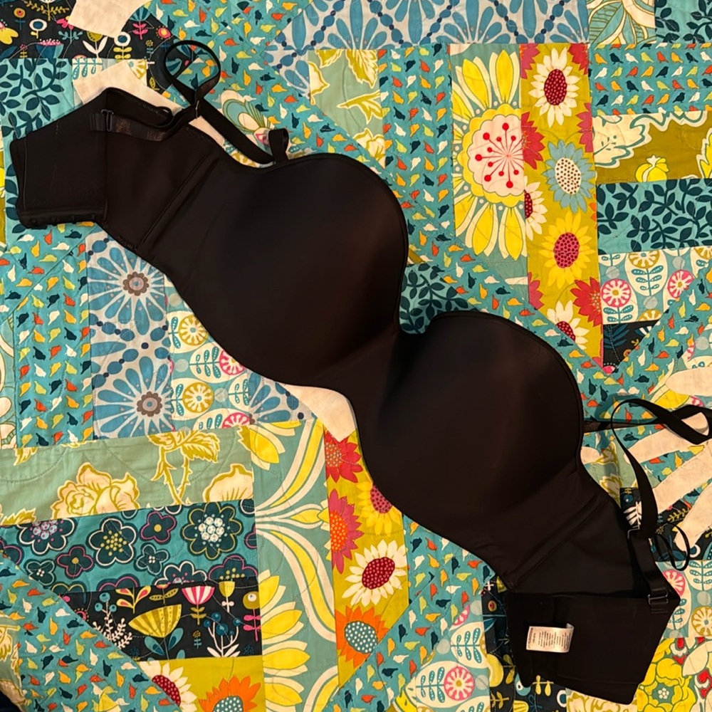Womens black Lilyette bra Sz 42C
